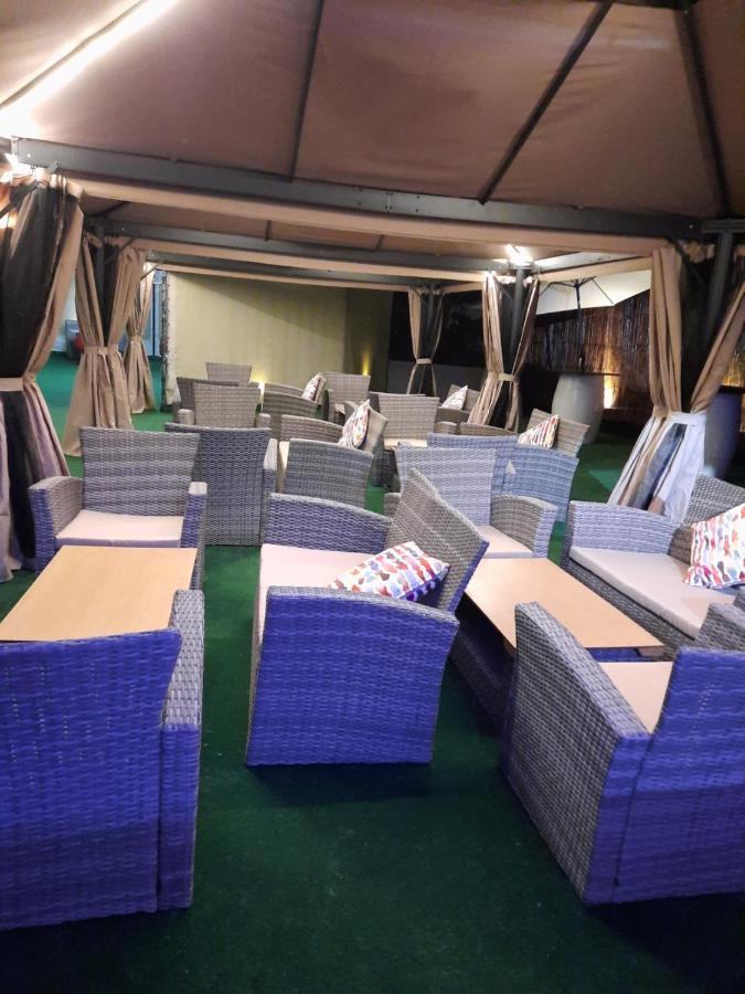 Hotel Mandy Tétouan 外观 照片